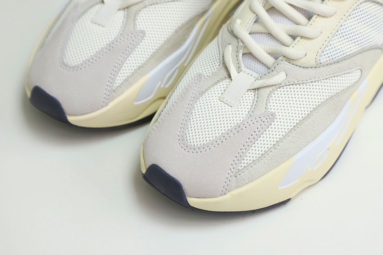 YEEZY BOOST 700 'ANALOG' - finekick.vip