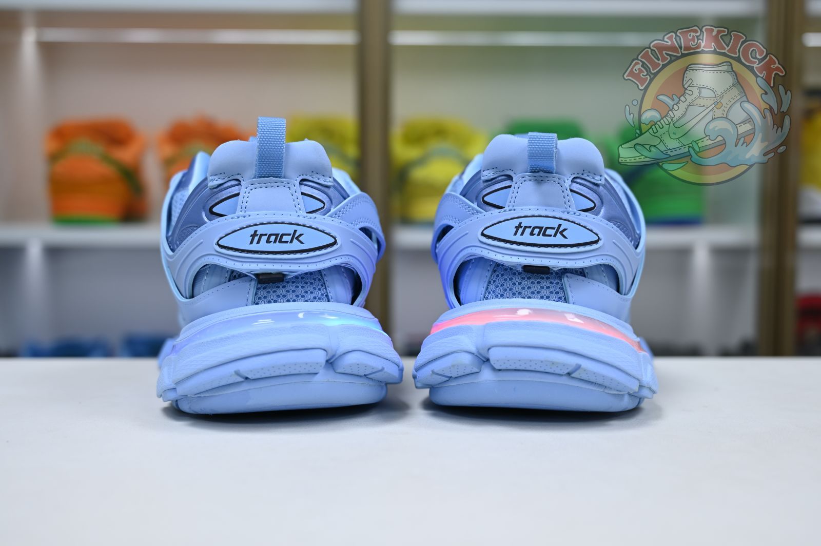 Balenciaga BLGA  Track(LED) - finekick.vip