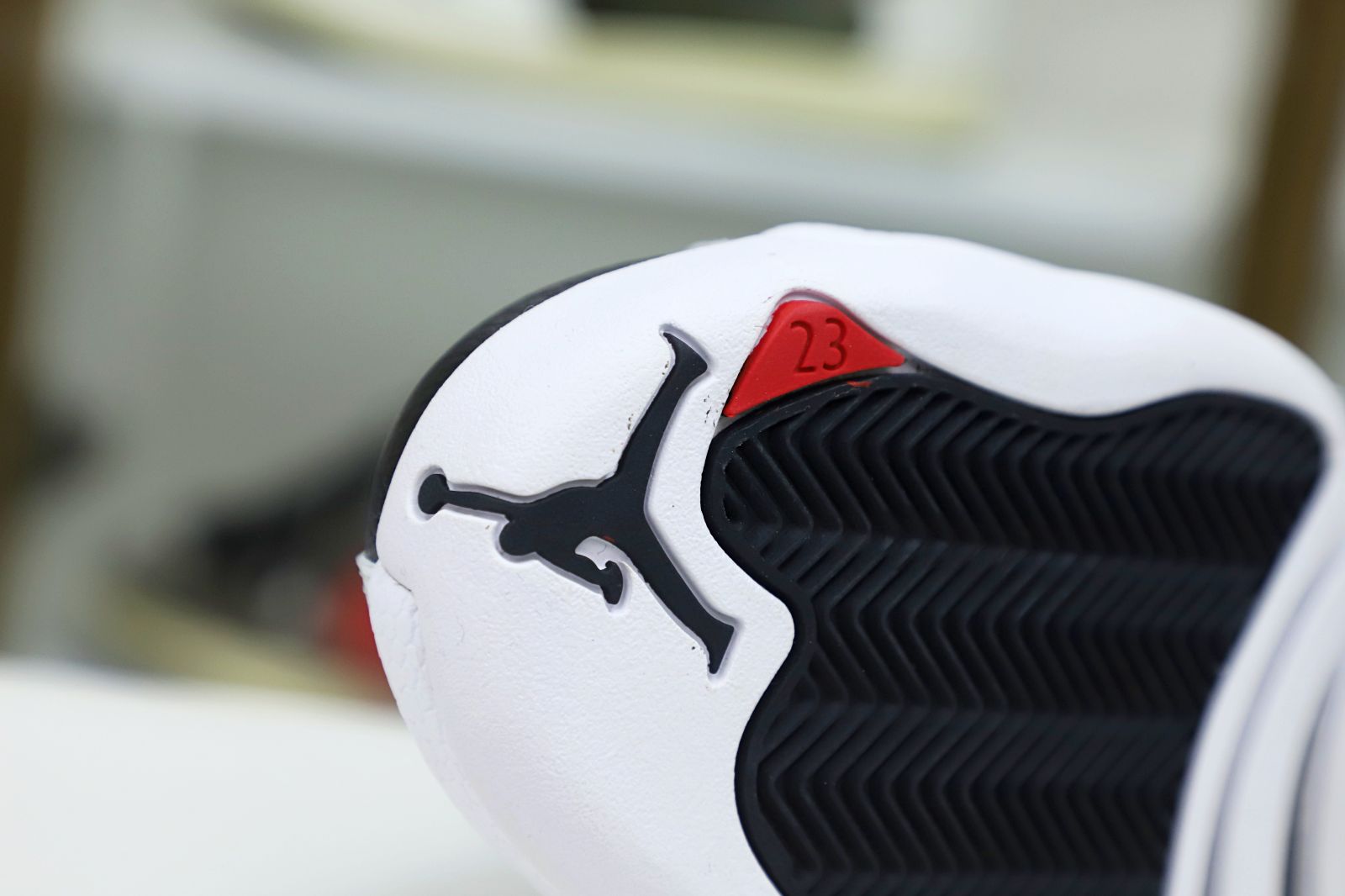 AIR JORDAN 12 RETRO PLAYOFFS 2022 - finekick.vip