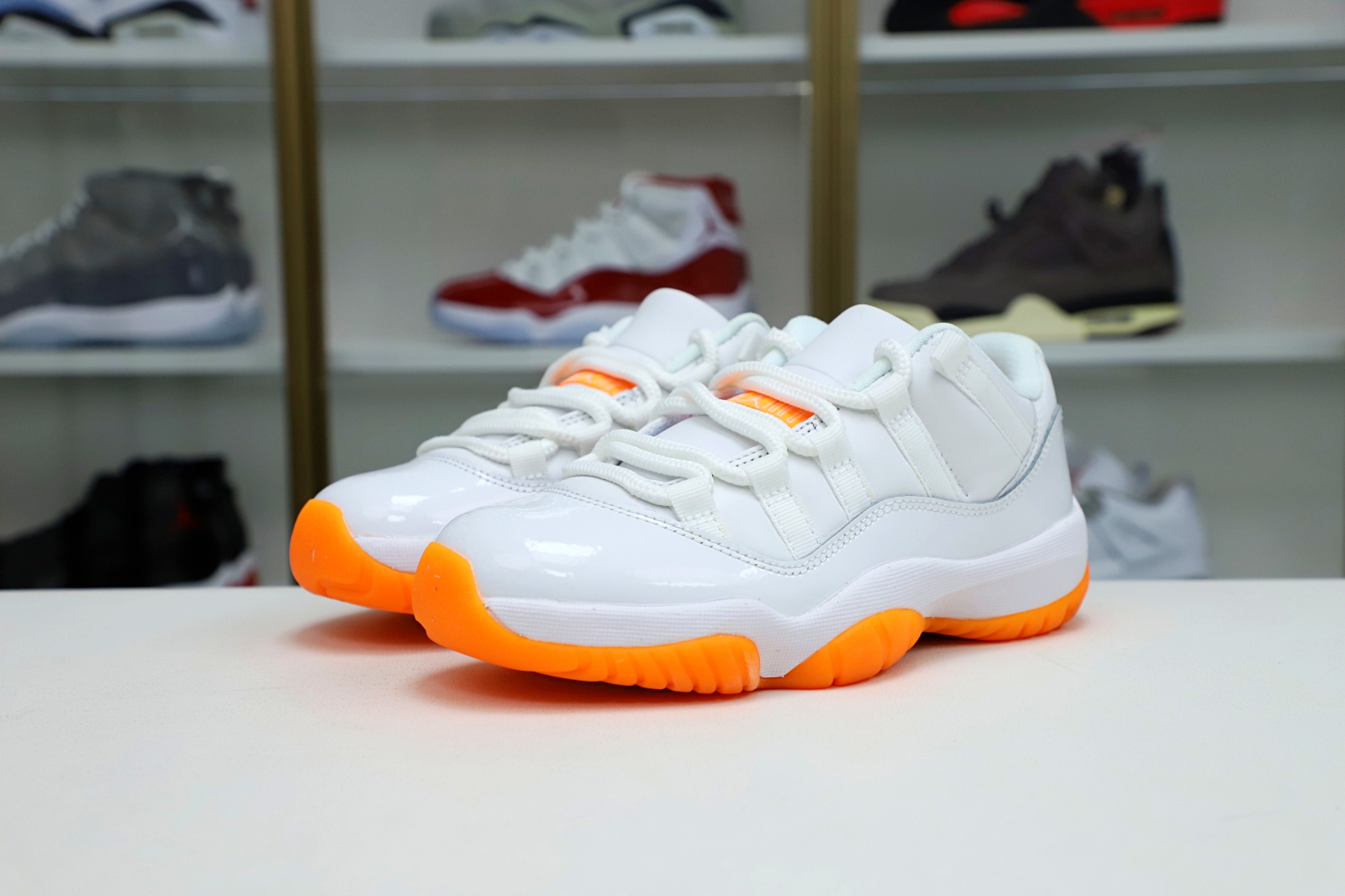 WMNS AIR JORDAN 11 RETRO LOW 'BRIGHT CITRUS' - finekick.vip