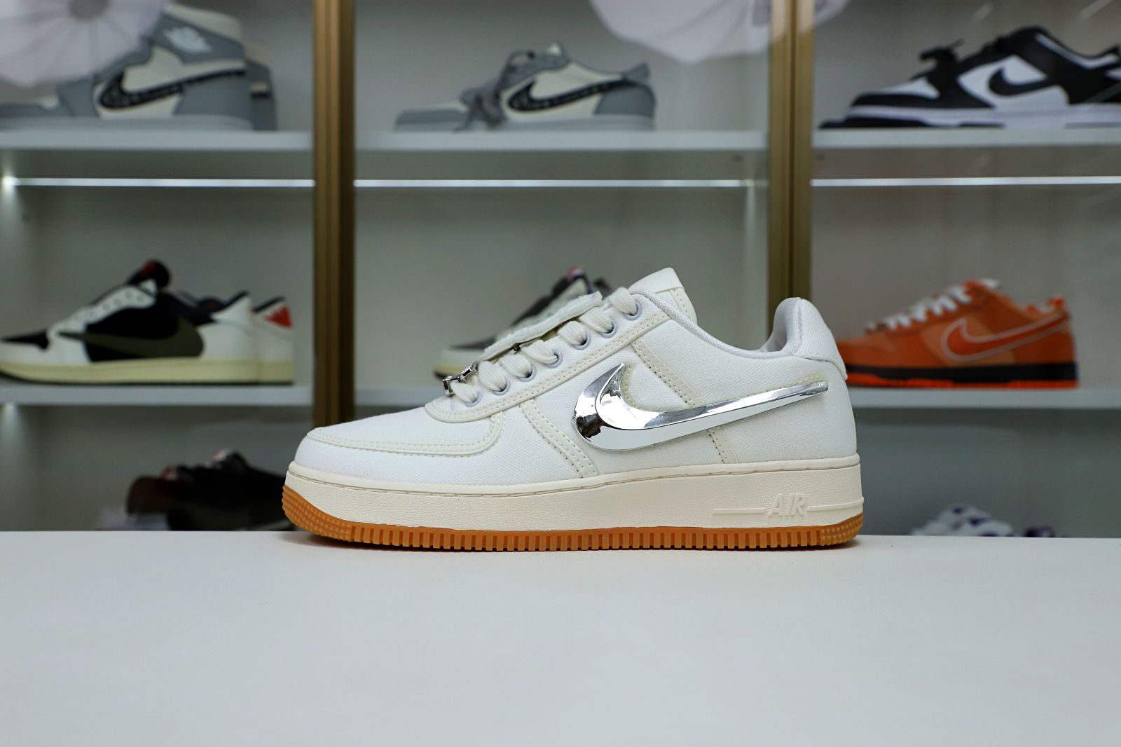 TRAVIS SCOTT X AIR FORCE 1 'SAIL' - finekick.vip