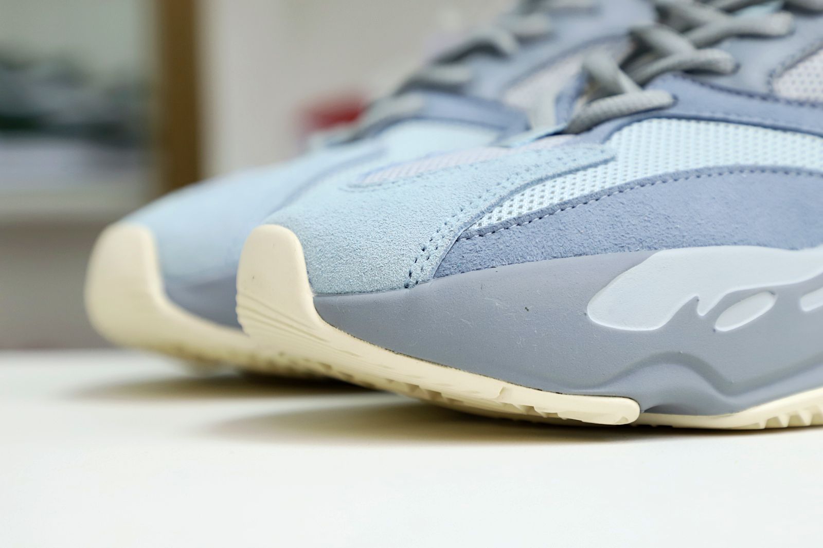YEEZY BOOST 700 'INERTIA' - finekick.vip
