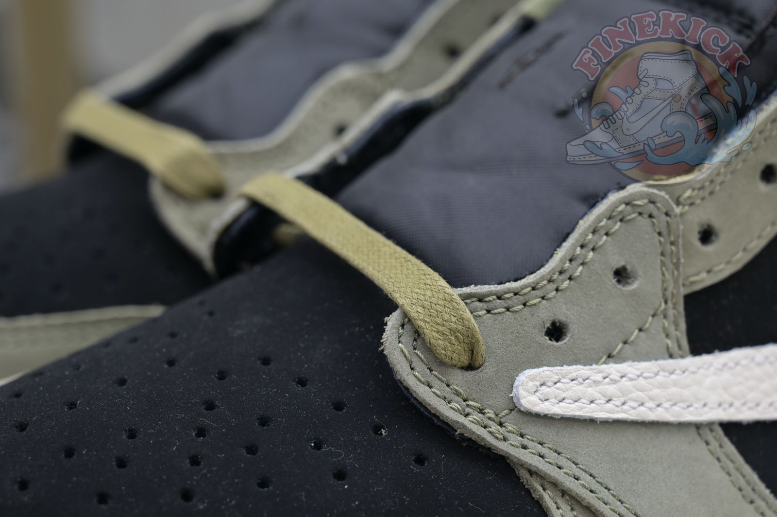 Travis Scott x Air Jordan 1 Low OG 7.0 - finekick.vip