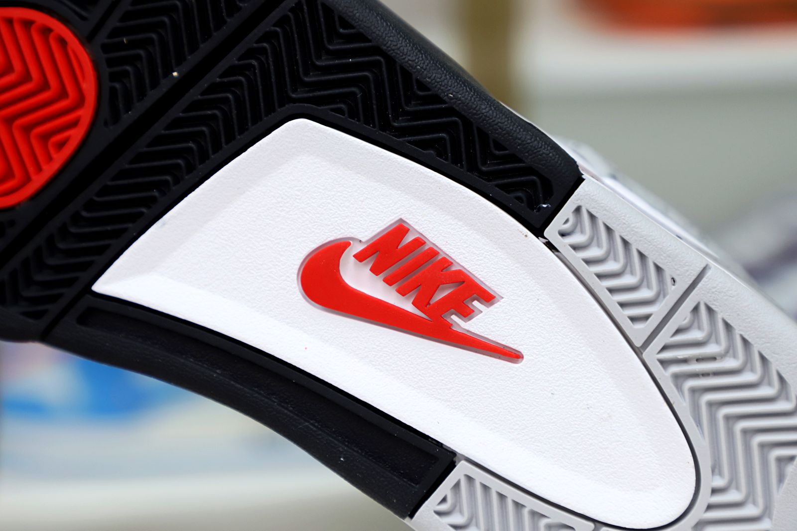 Air Jordan 4 Retro White Cement - finekick.vip