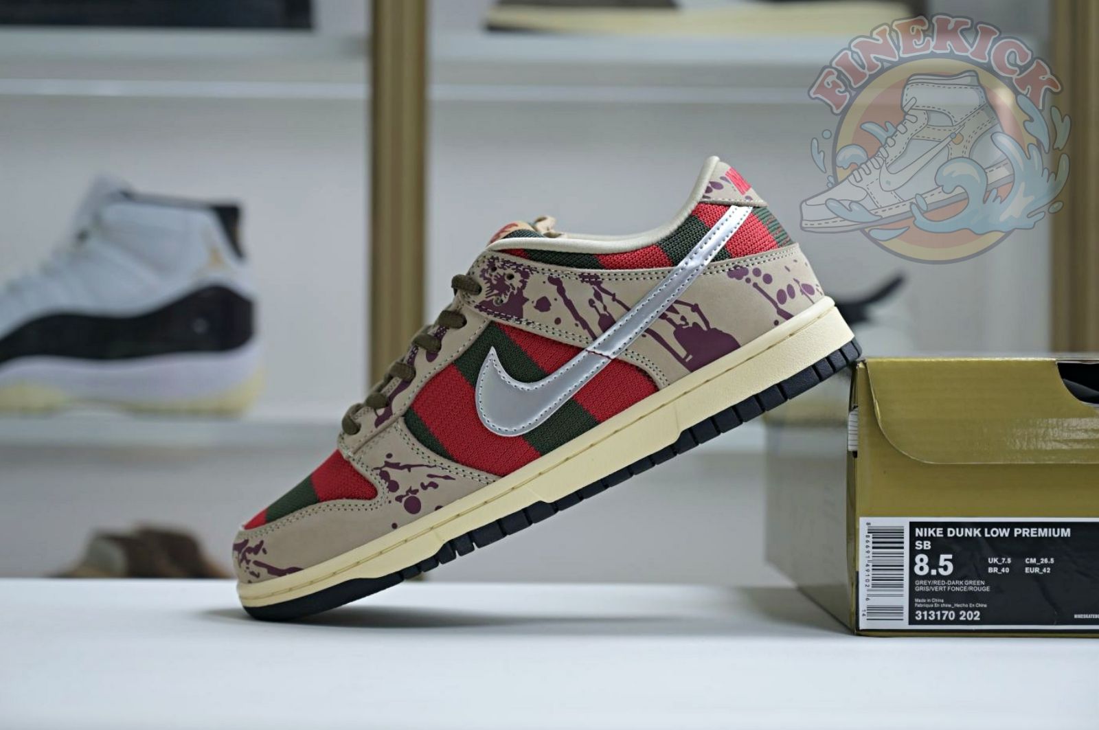 Nike Dunk SB Low Freddy Krueger - finekick.vip