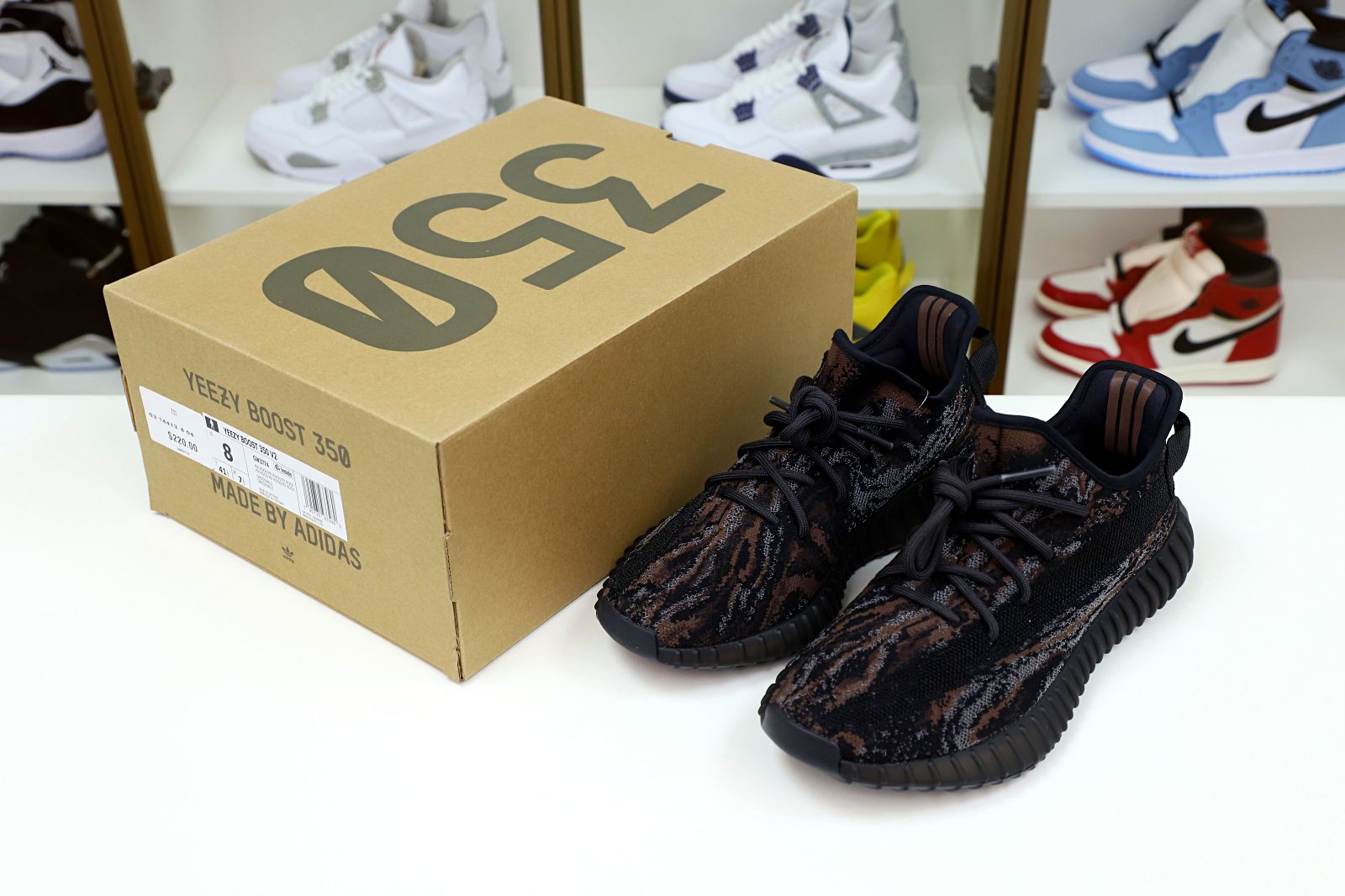 YEEZY BOOST 350 V2 MX ROCK - finekick.vip