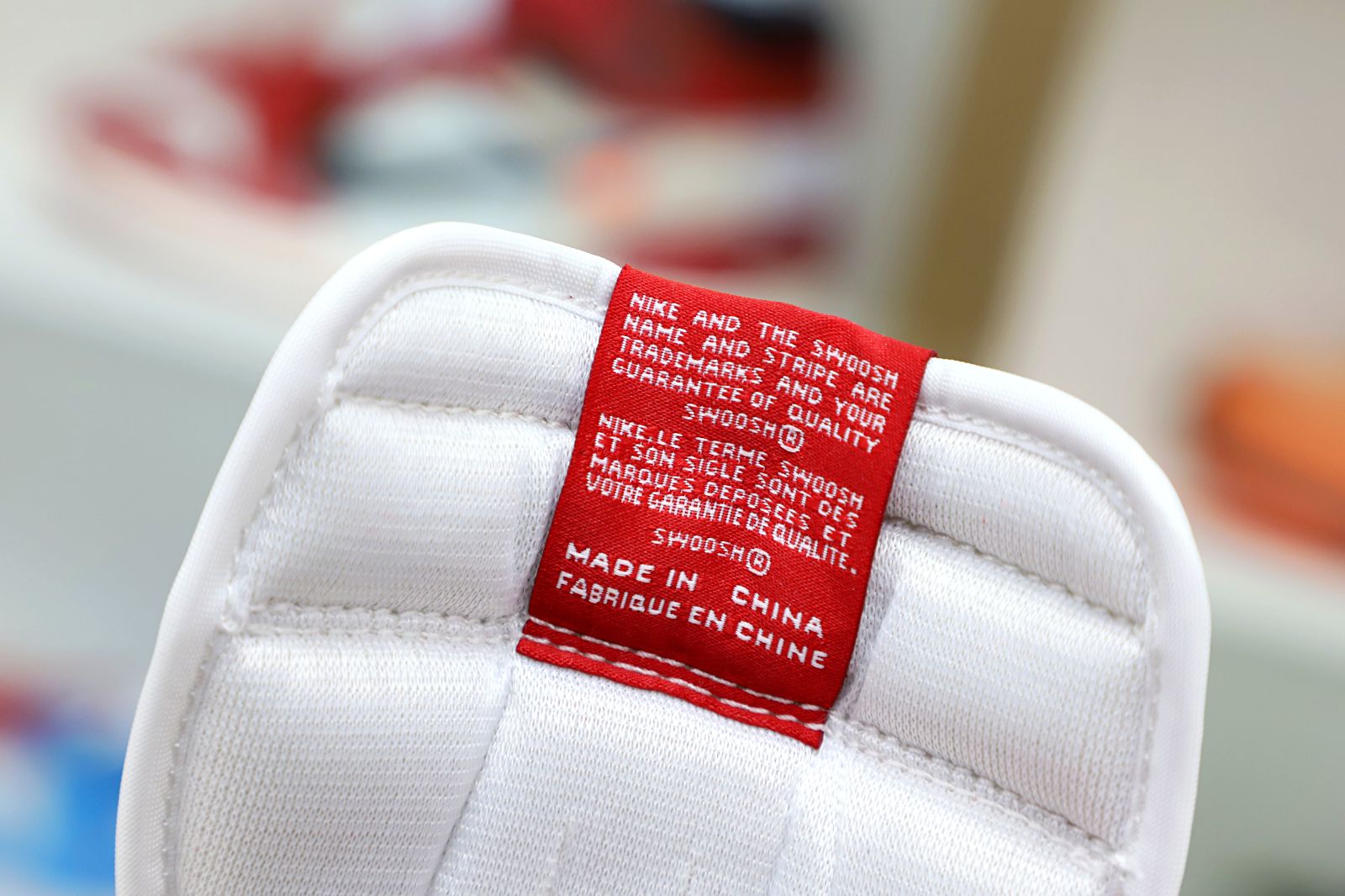 AIR JORDAN 1 RETRO HIGH OG 'CHICAGO' 2015 - finekick.vip