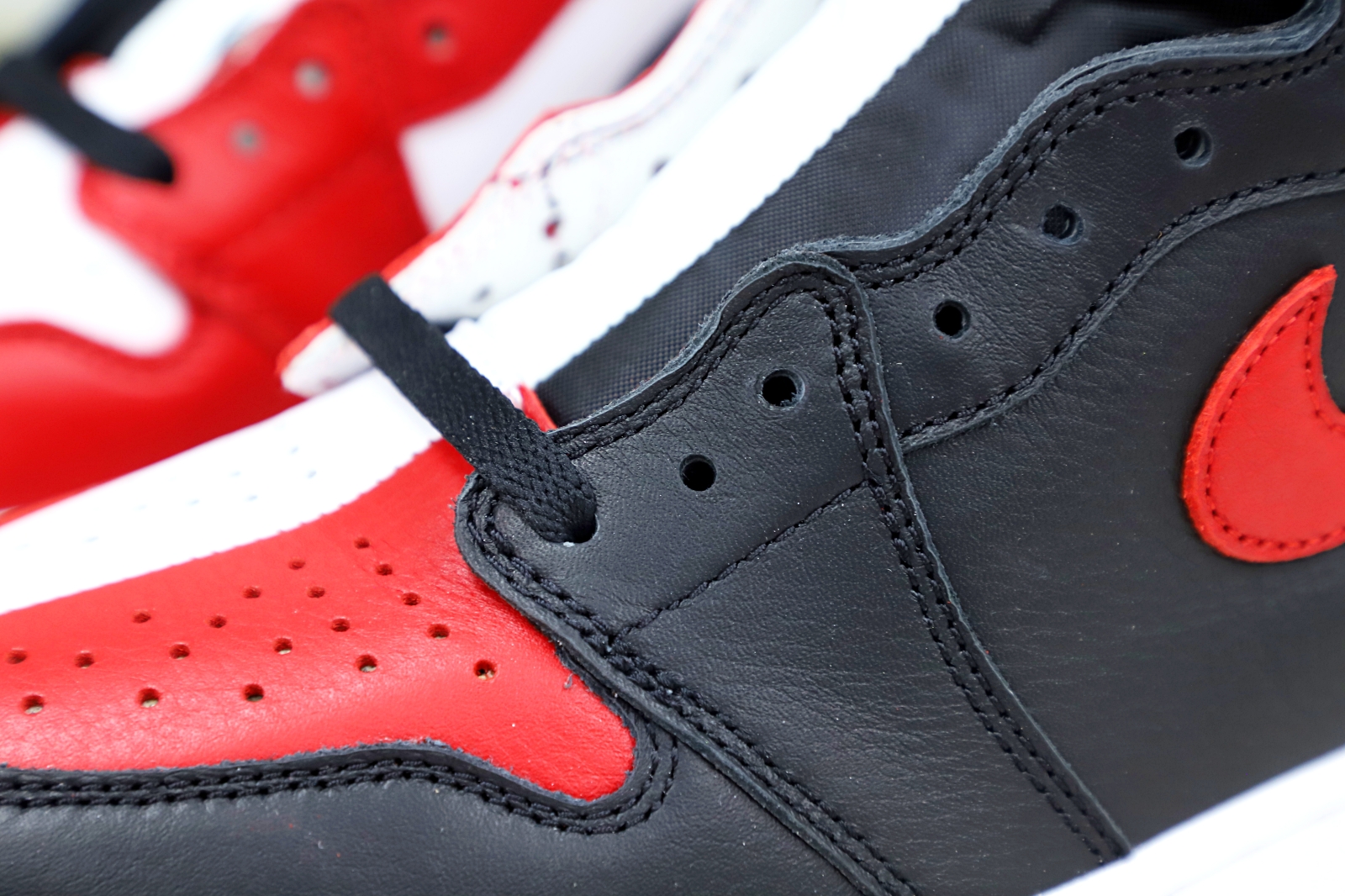AIR JORDAN 1 RETRO HIGH OG NRG 'HOMAGE TO HOME' CHICAGO EXCLUSIVE - finekick.vip
