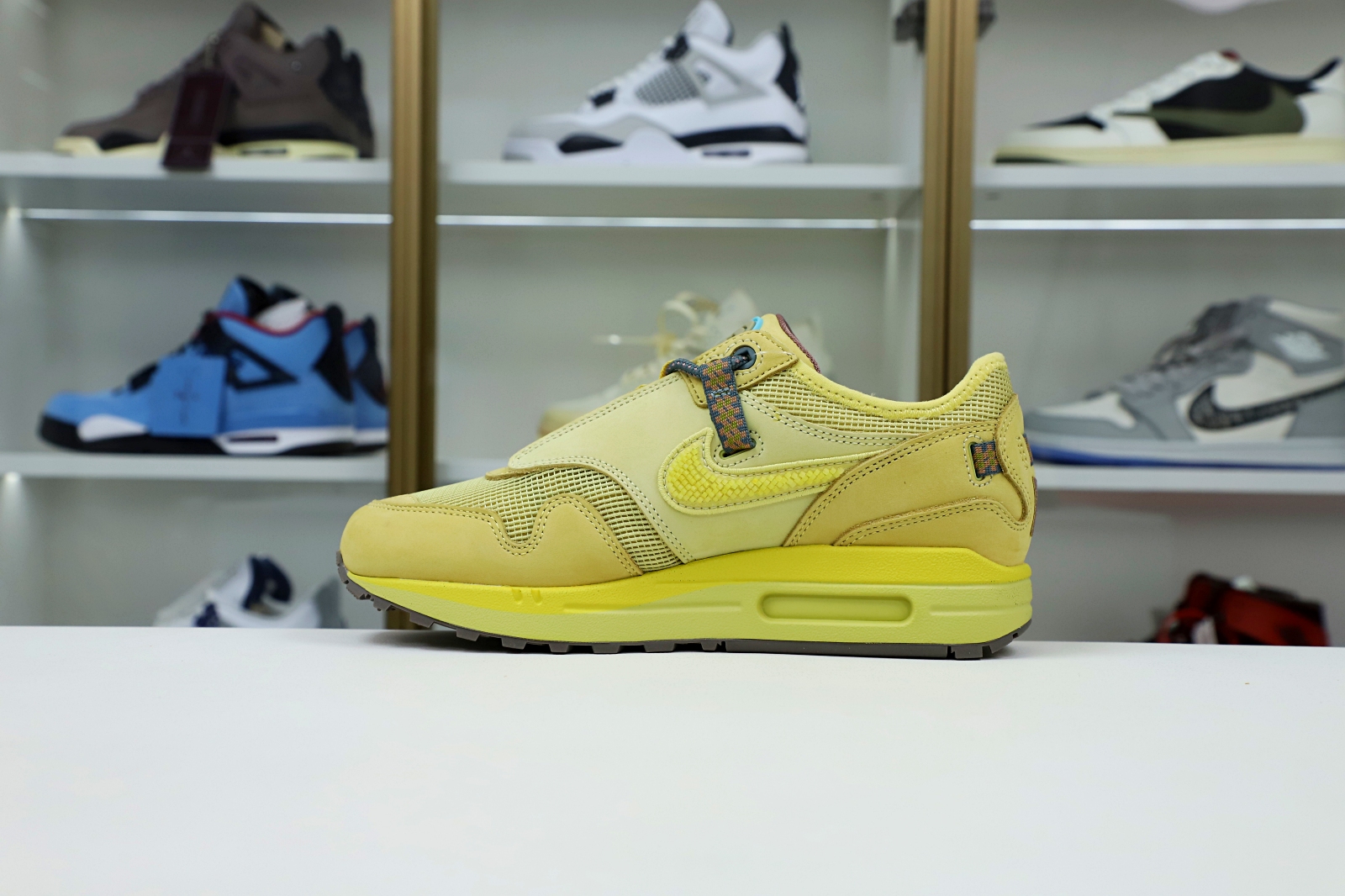 TRAVIS SCOTT X NIKE AIR MAX 1 WHEAT DO9392-700 - finekick.vip