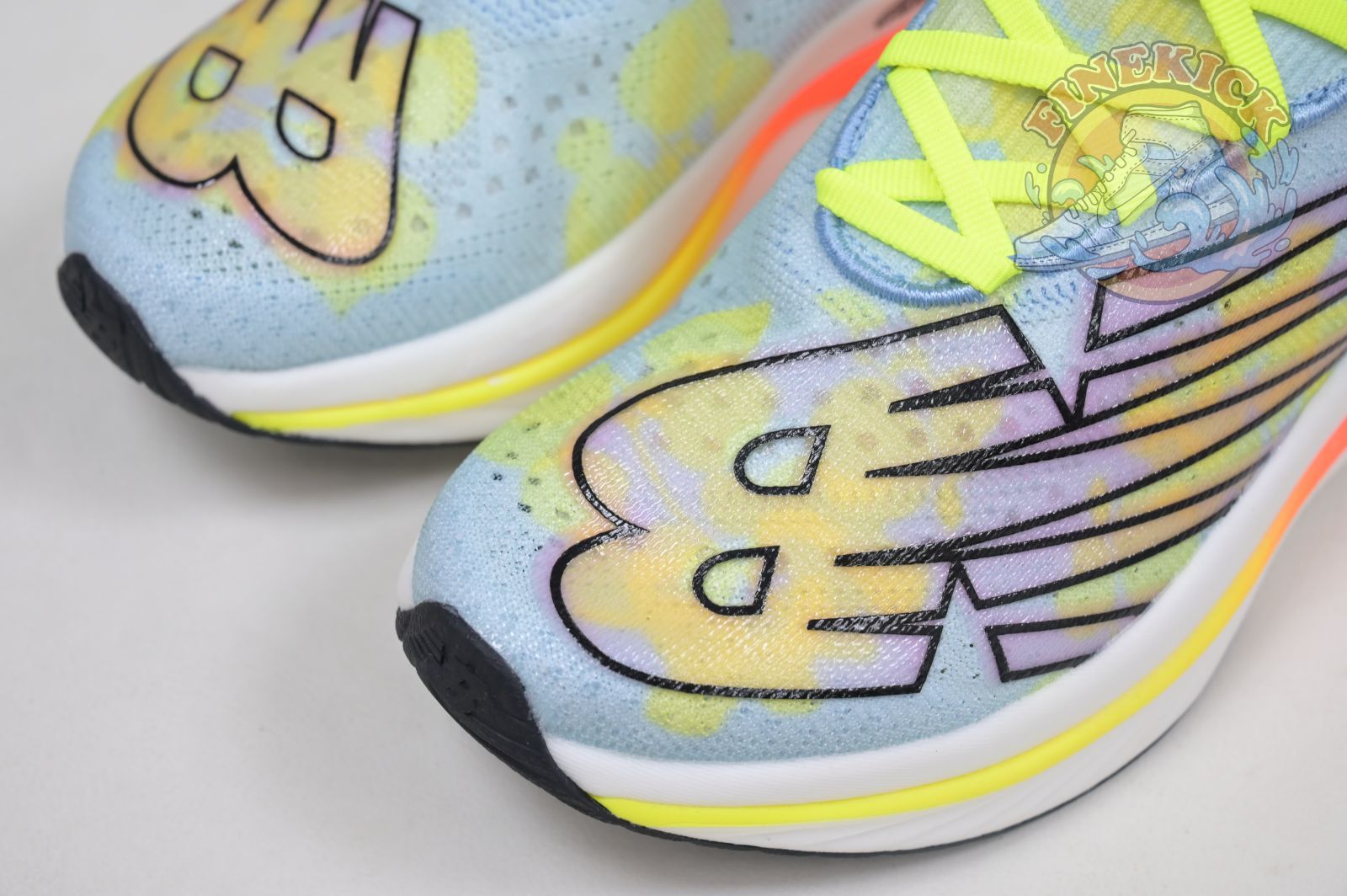 New Balance NB FuelCell SuperComp Elite v3 - finekick.vip