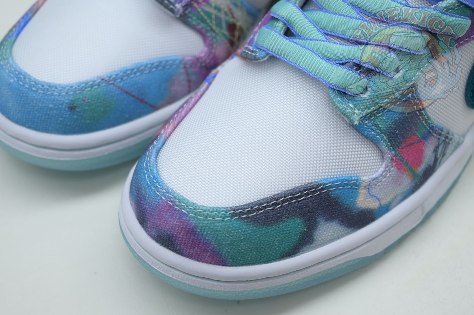 Futura Laboratories x Nike Dunk SB - finekick.vip