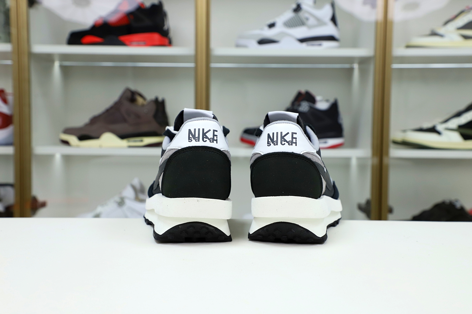 SACAI X LDWAFFLE 'BLACK' - finekick.vip
