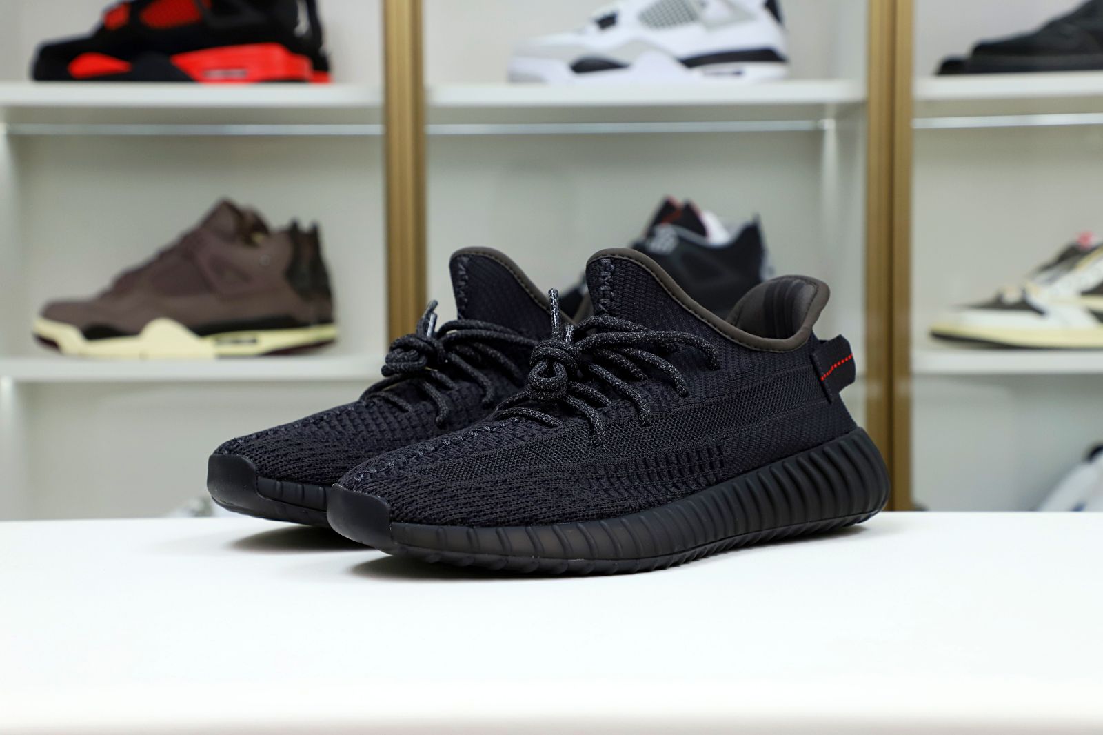 YEEZY BOOST 350 V2 'BLACK NON-REFLECTIVE' - finekick.vip