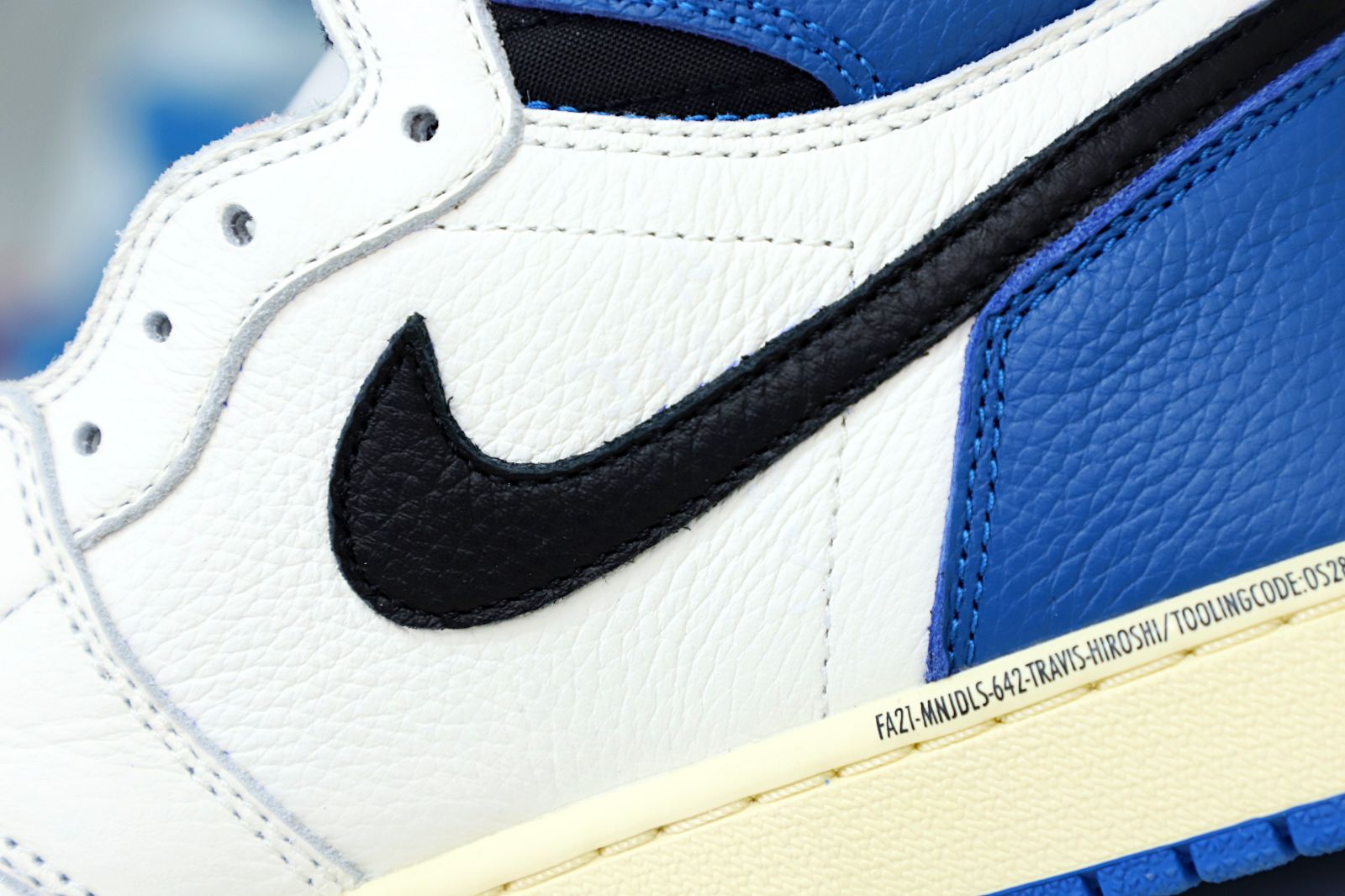 FRAGMENT DESIGN X TRAVIS SCOTT X AIR JORDAN 1 RETRO HIGH - finekick.vip