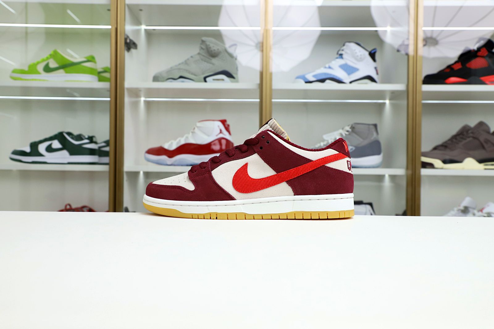 Nike Dunk SB Low Skate Like a Girl - finekick.vip