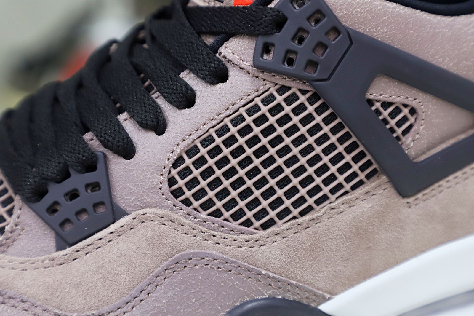 AIR JORDAN 4 RETRO 'TAUPE HAZE' - finekick.vip