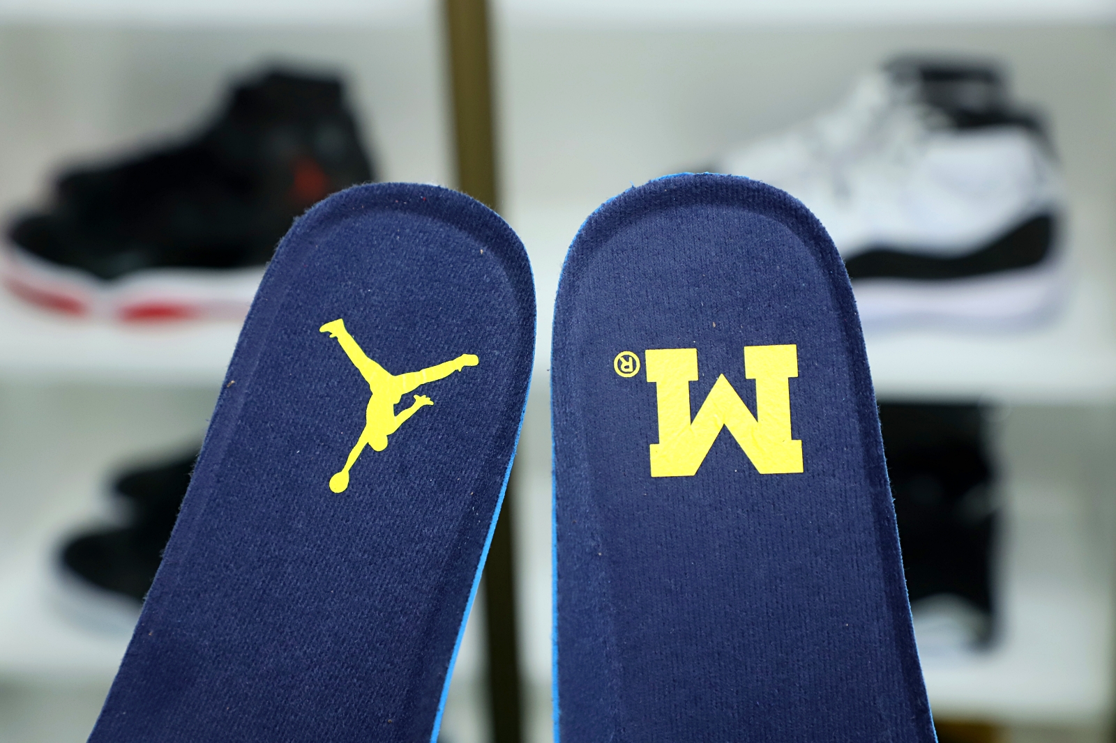 Air Jordan 4 - finekick.vip