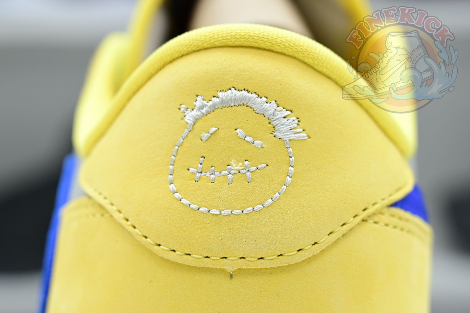Travis Scott x Air Jordan 1Low Canary - finekick.vip