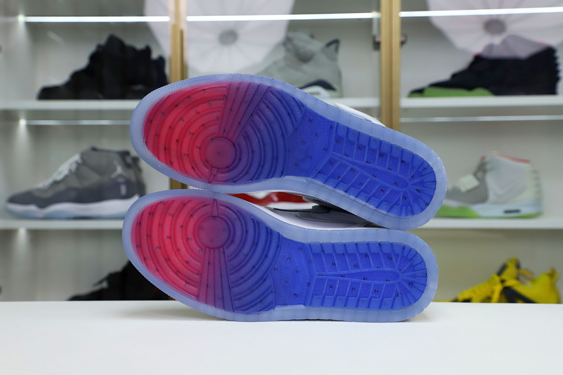 AIR JORDAN 1 HIGH ZOOM 'RACER BLUE' - finekick.vip