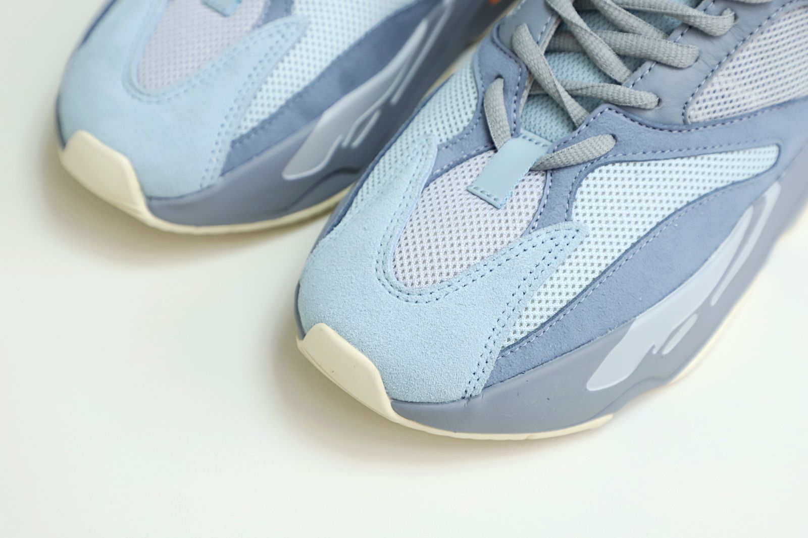 YEEZY BOOST 700 'INERTIA' - finekick.vip