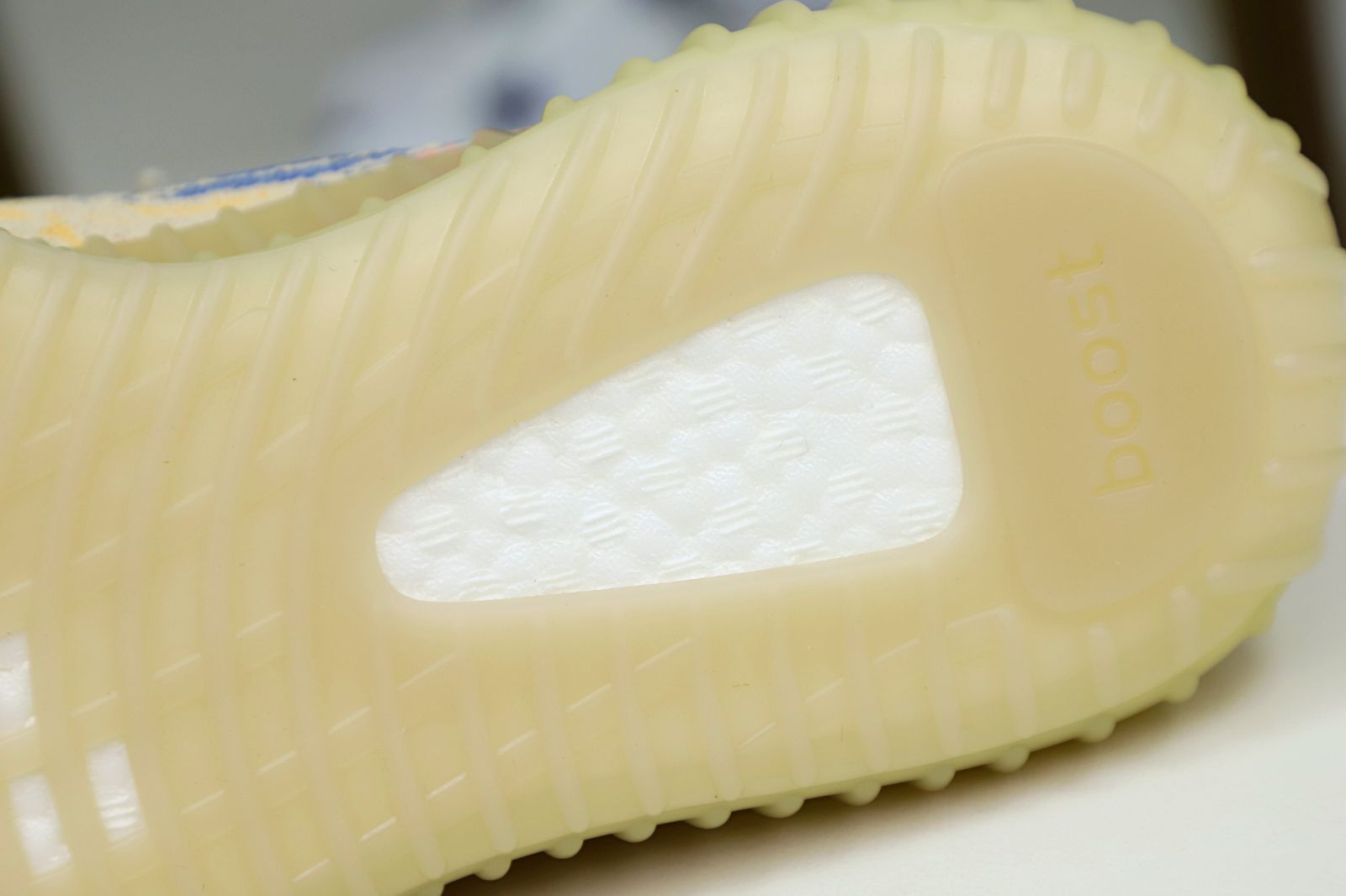 YEEZY BOOST 350 V2 'MX OAT' - finekick.vip