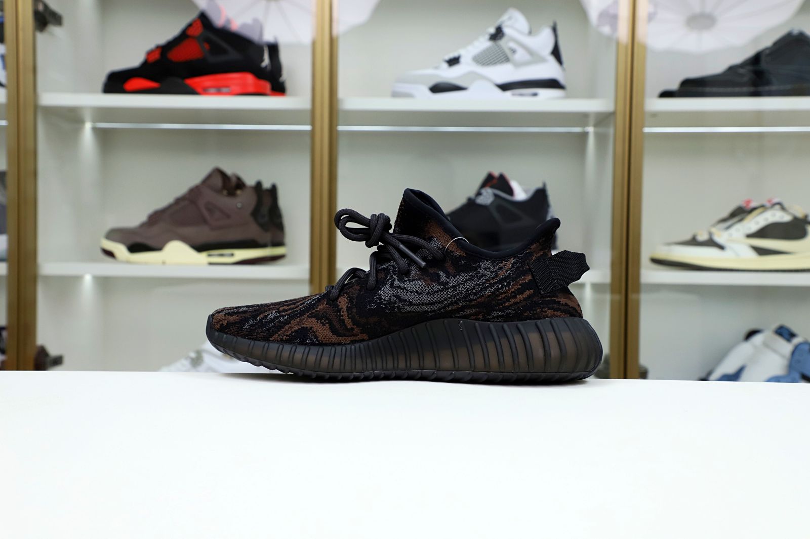 YEEZY BOOST 350 V2 MX ROCK - finekick.vip