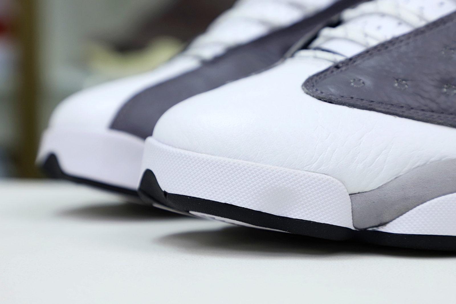 AIR JORDAN 13 RETRO 'ATMOSPHERE GREY' -414571-016 - finekick.vip