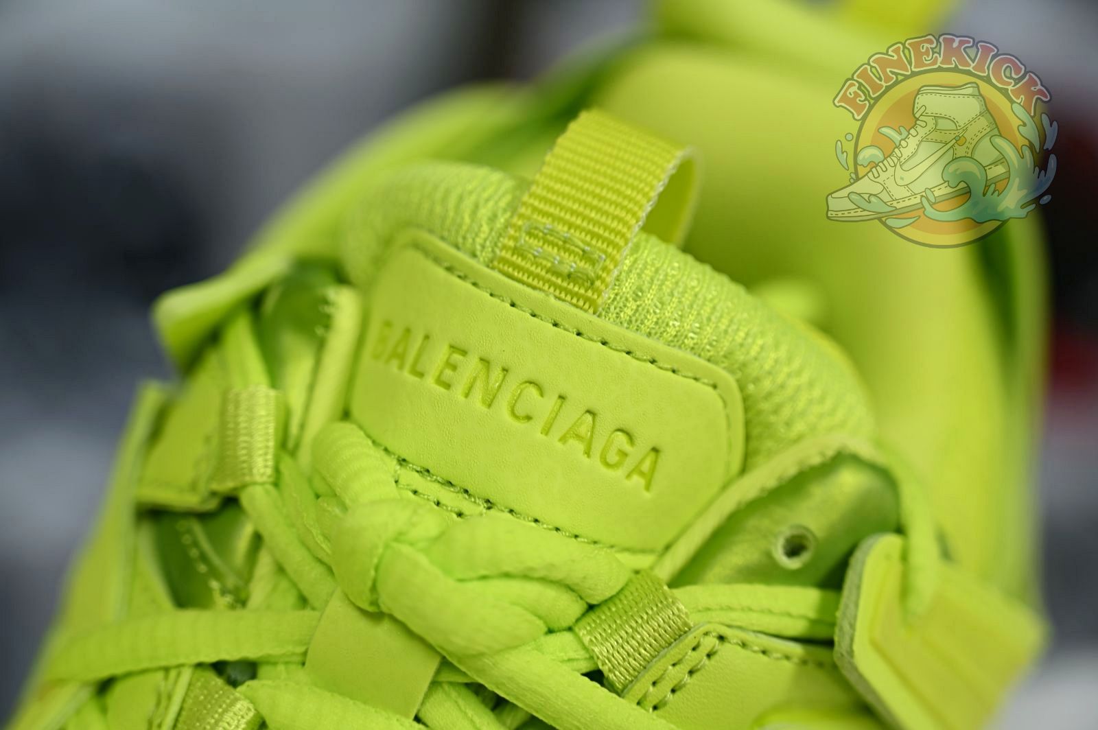 Balenciaga BLGA  Track(LED) - finekick.vip