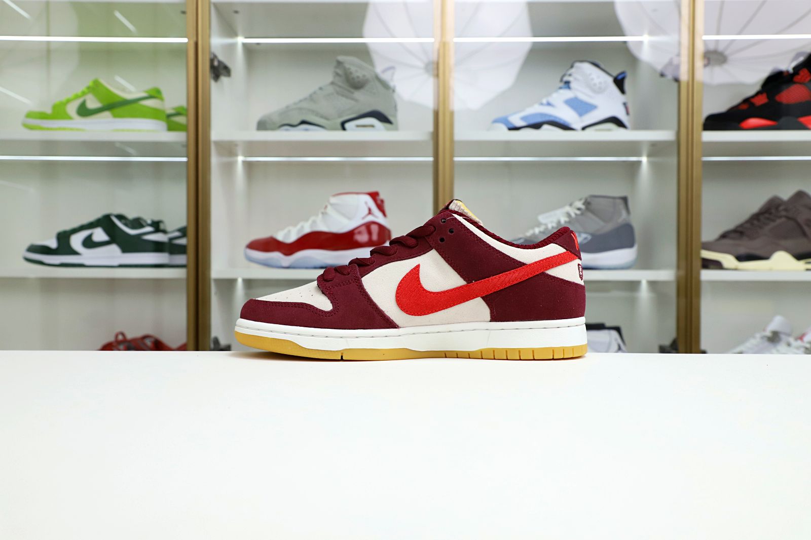 Nike Dunk SB Low Skate Like a Girl - finekick.vip