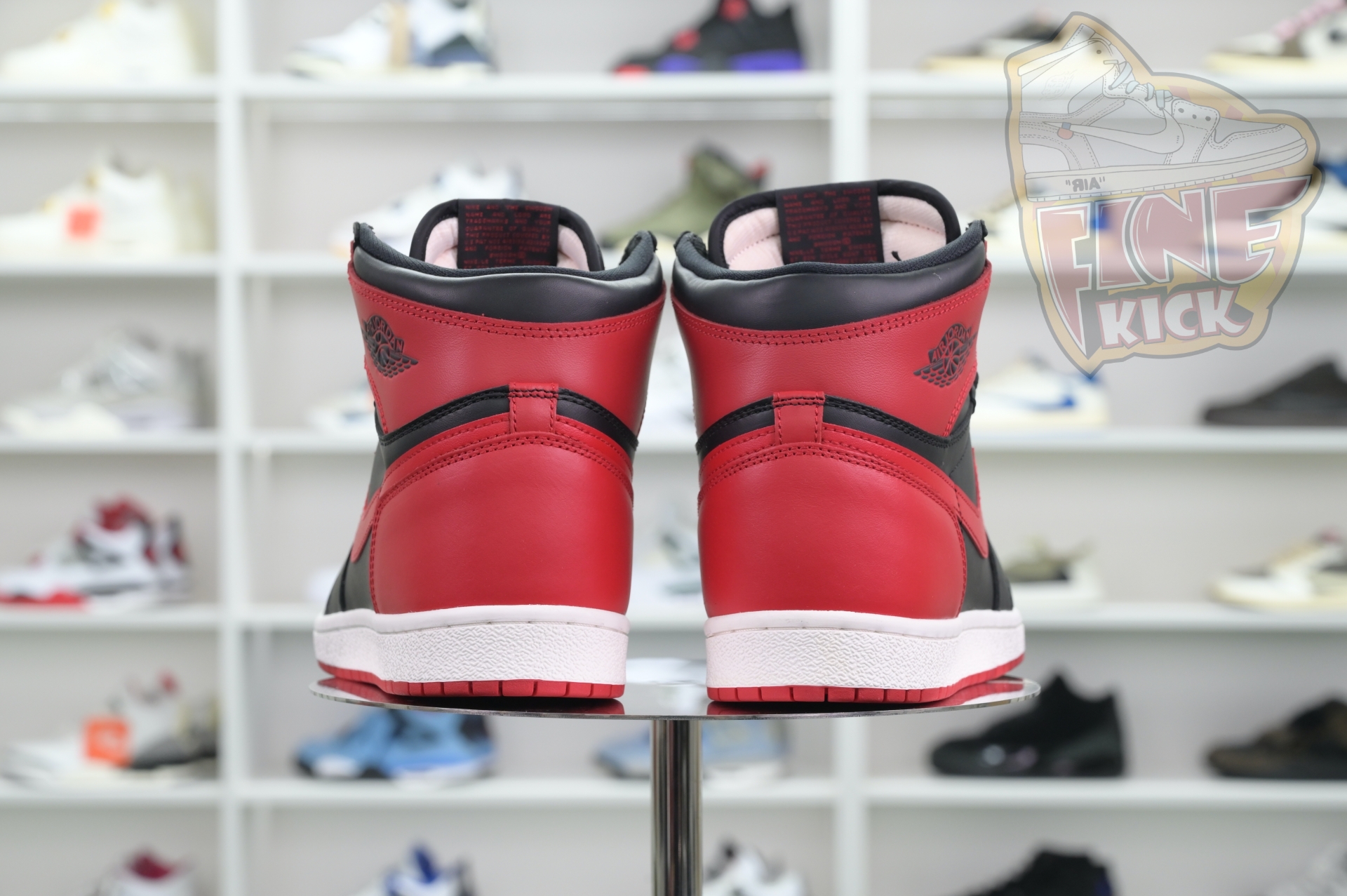 Air Jordan 1 High 85 Bred 2025 - finekick.vip