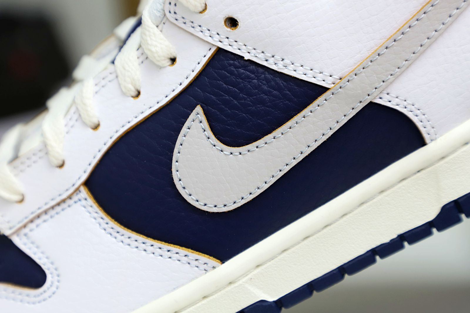HUF x Nike Dunk Low - finekick.vip
