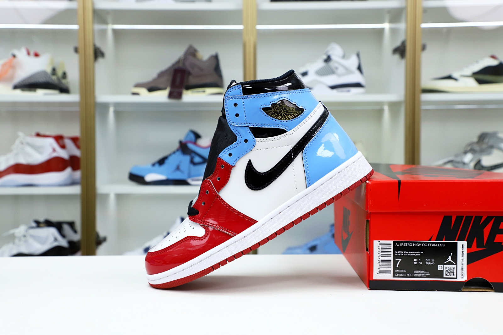 AIR JORDAN 1 RETRO HIGH OG 'FEARLESS' - finekick.vip
