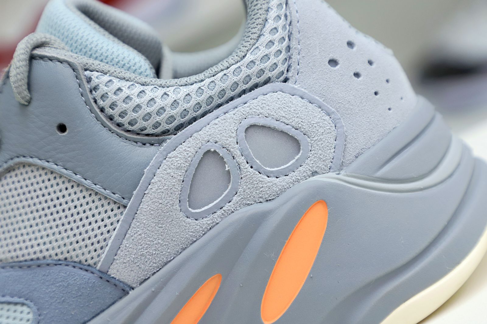 YEEZY BOOST 700 'INERTIA' - finekick.vip