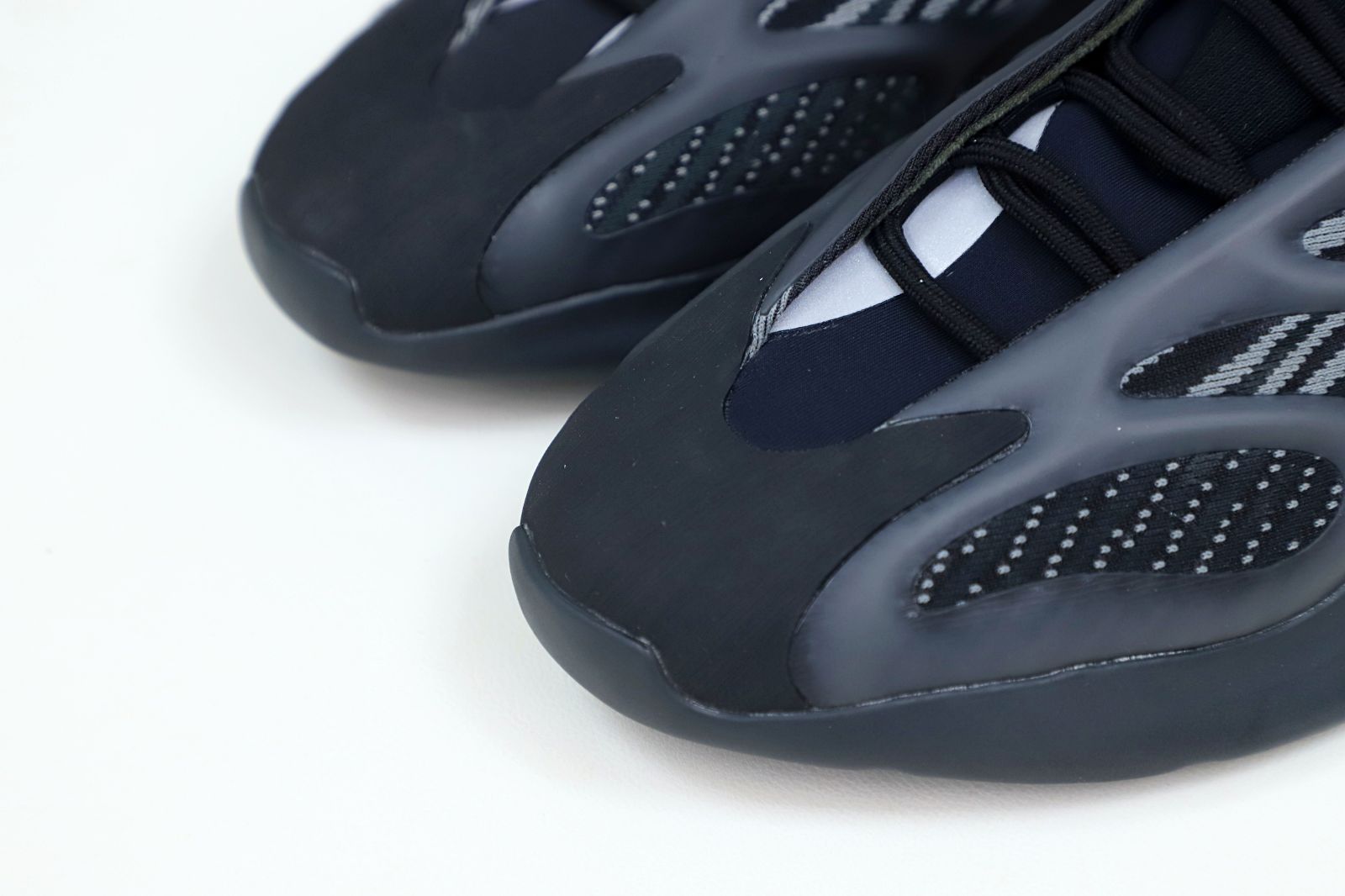 YEEZY 700 V3 'ALVAH' - finekick.vip