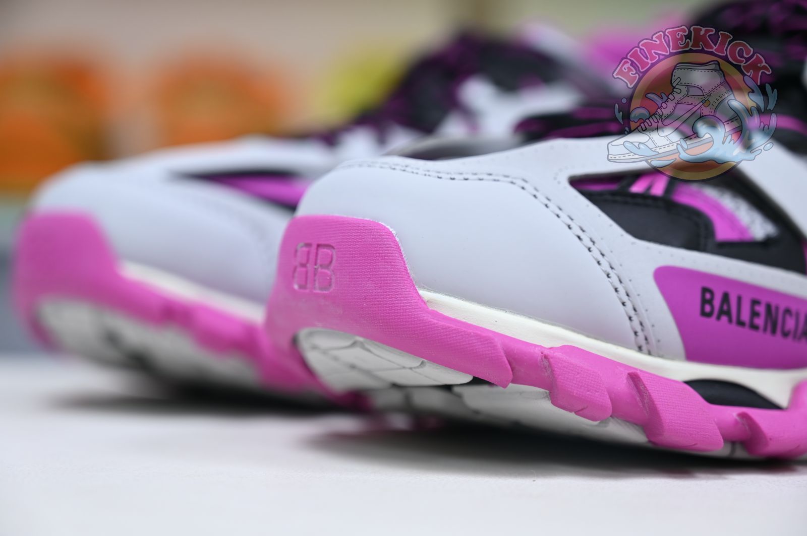 Balenciaga BLGA  Track(LED) - finekick.vip