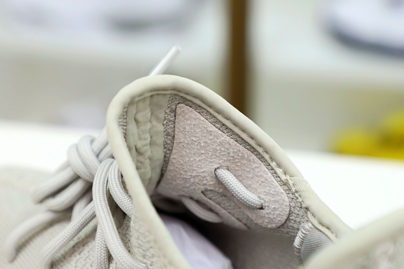 YEEZY BOOST 350 V2 'SESAME' - finekick.vip
