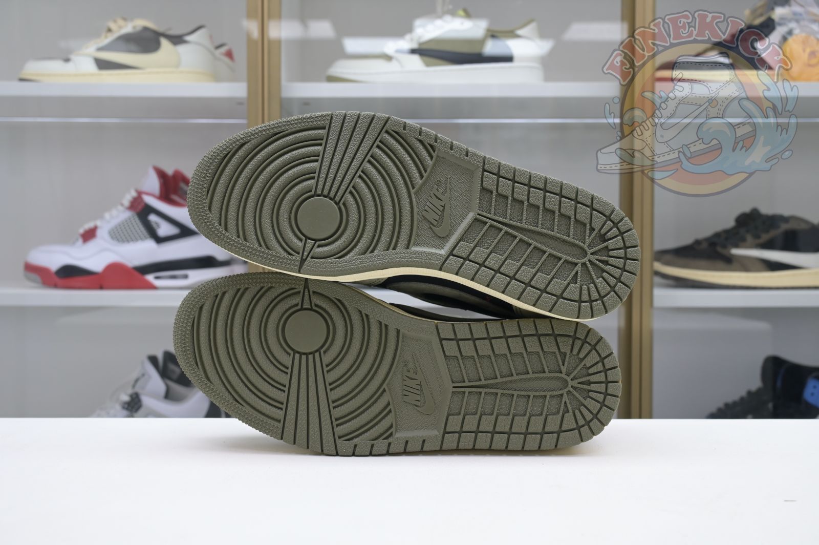 Travis Scott x Air Jordan 1 Low OG 7.0 - finekick.vip