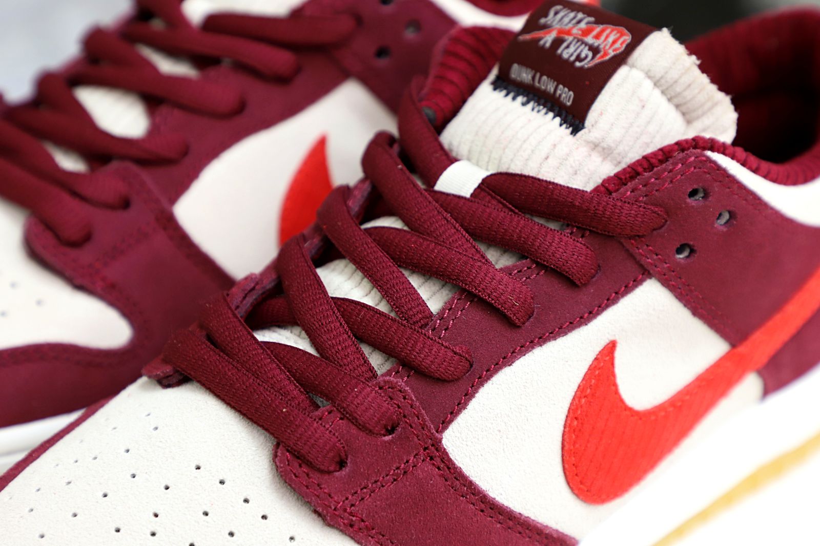 Nike Dunk SB Low Skate Like a Girl - finekick.vip