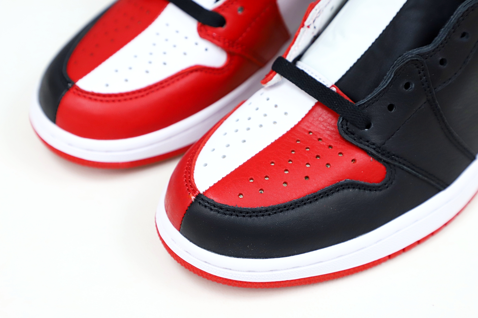 AIR JORDAN 1 RETRO HIGH OG NRG 'HOMAGE TO HOME' CHICAGO EXCLUSIVE - finekick.vip