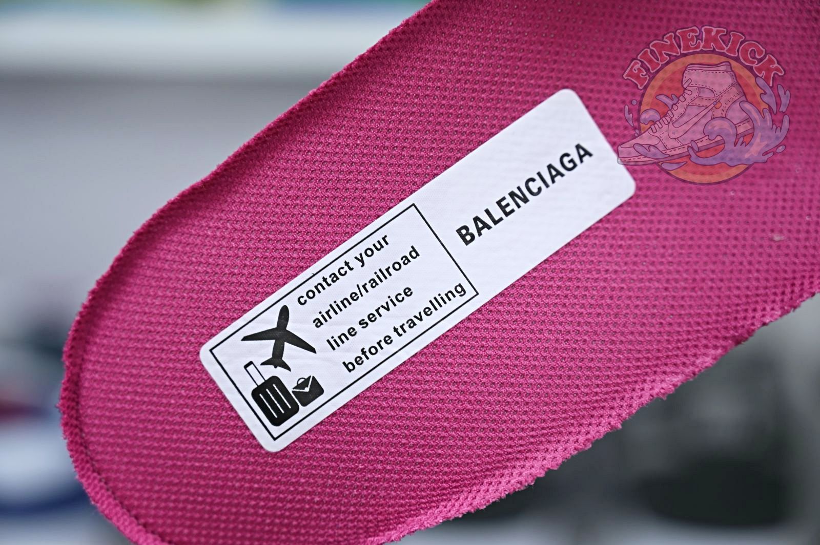 Balenciaga BLGA  Track(LED) - finekick.vip