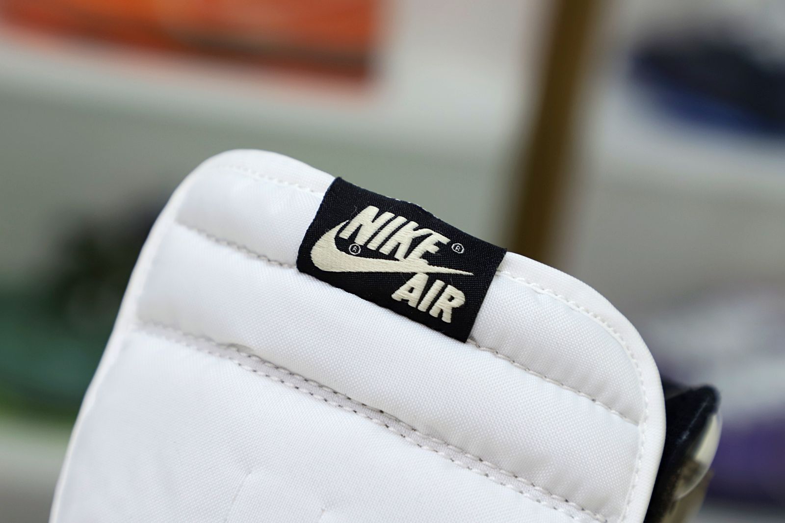 AIR JORDAN 1 RETRO HIGH OG 'DARK MOCHA' - finekick.vip