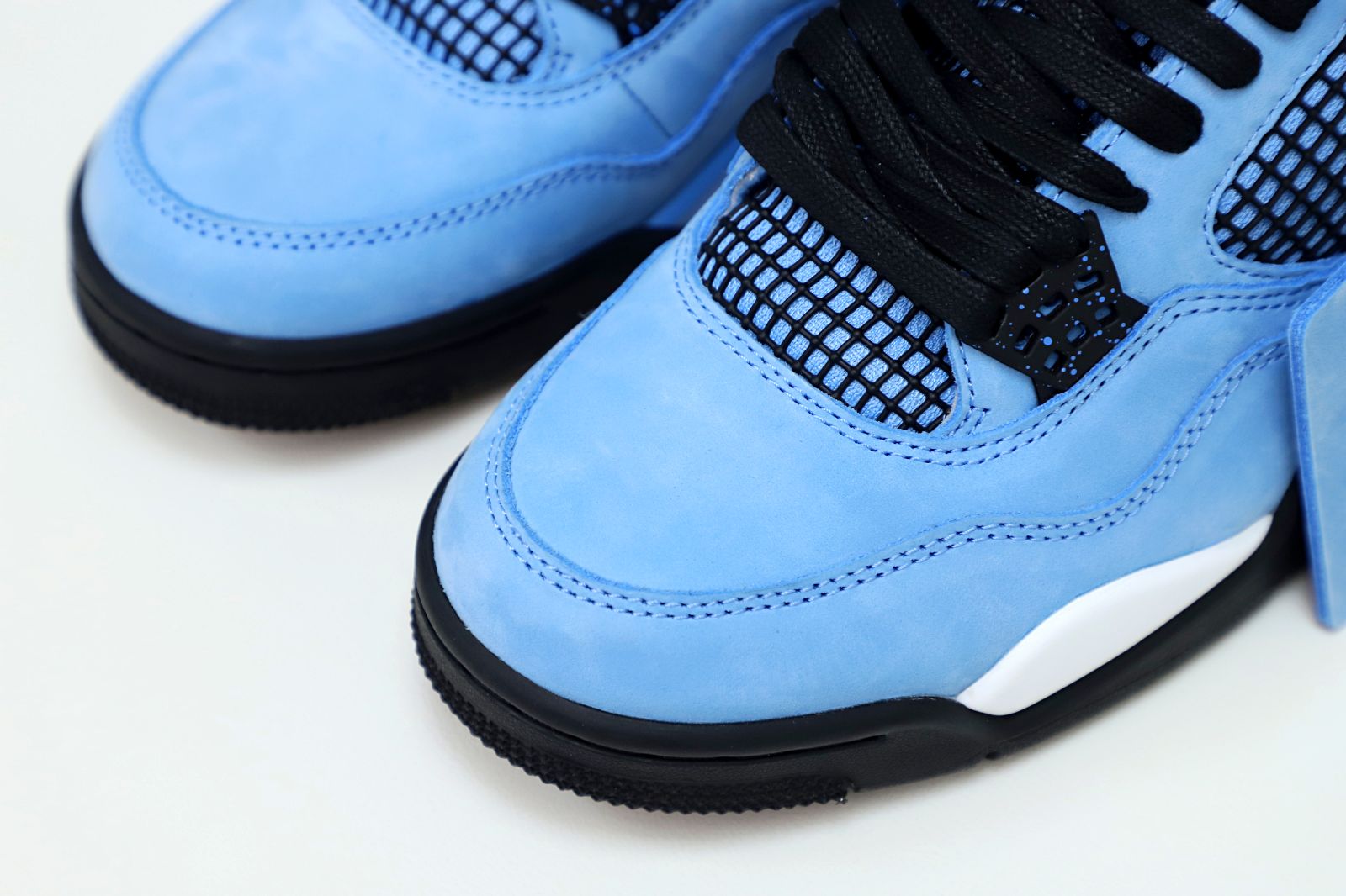 TRAVIS SCOTT X AIR JORDAN 4 RETRO 'CACTUS JACK' FRIENDS & FAMILY - finekick.vip
