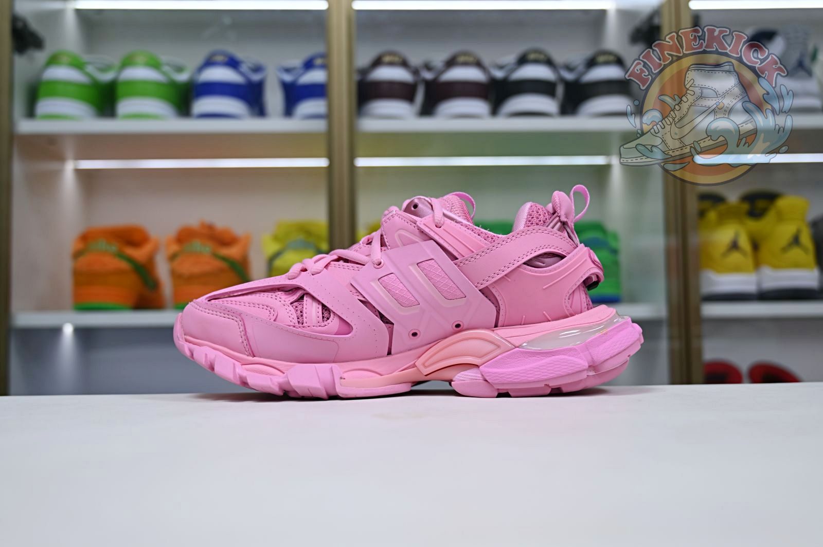 Balenciaga BLGA  Track(LED) - finekick.vip