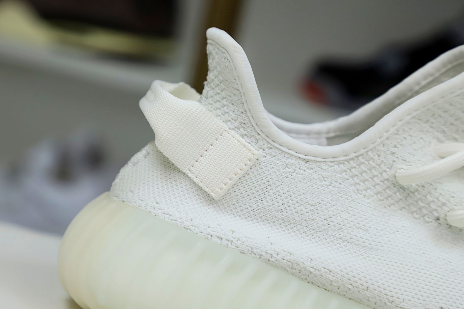 YEEZY BOOST 350 V2 'CREAM WHITE / TRIPLE WHITE' - finekick.vip