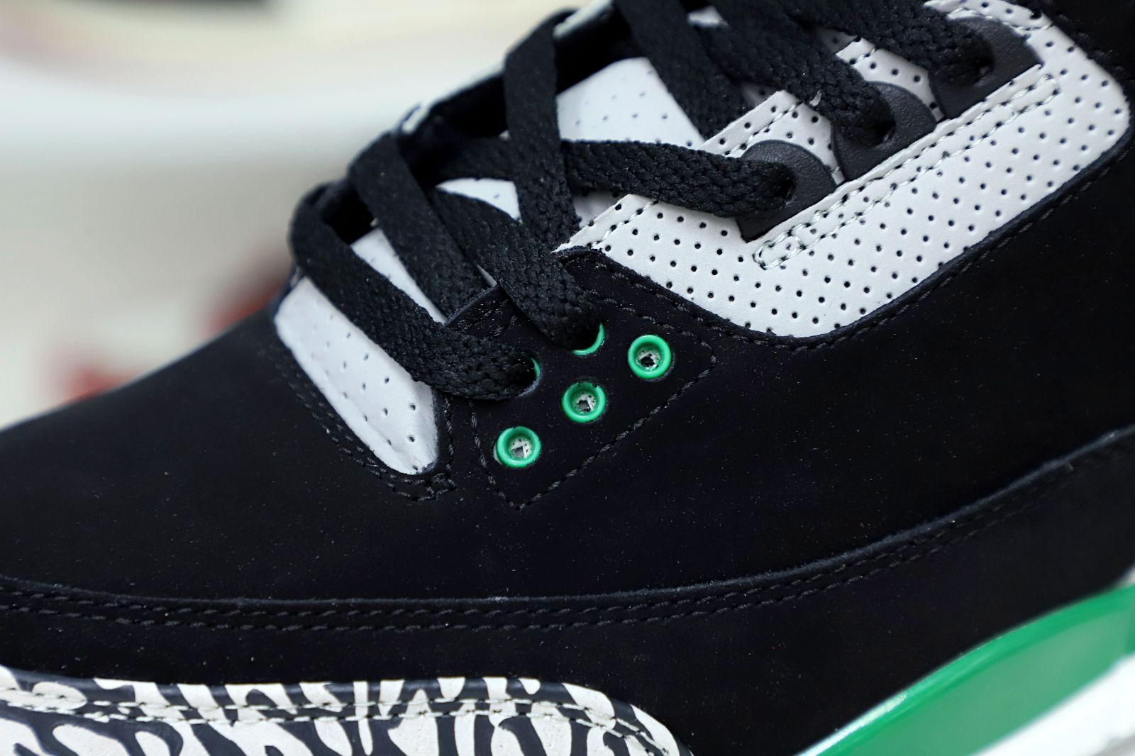 AIR JORDAN 3 PINE GREEN - finekick.vip