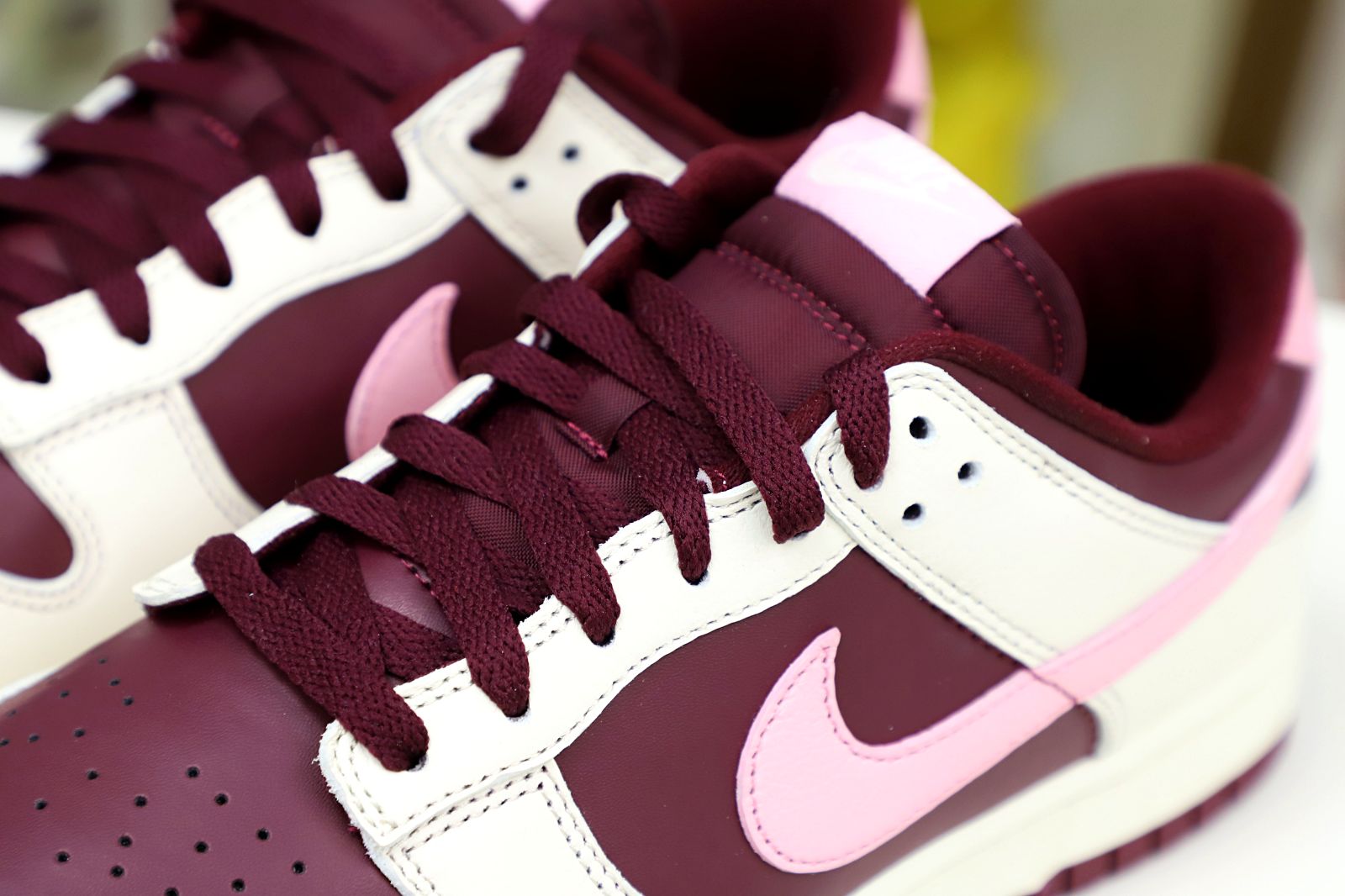 NIKE DUNK LOW VALENTINE DAY - finekick.vip