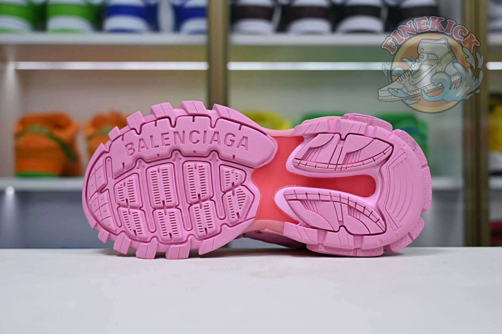 Balenciaga BLGA  Track(LED) - finekick.vip