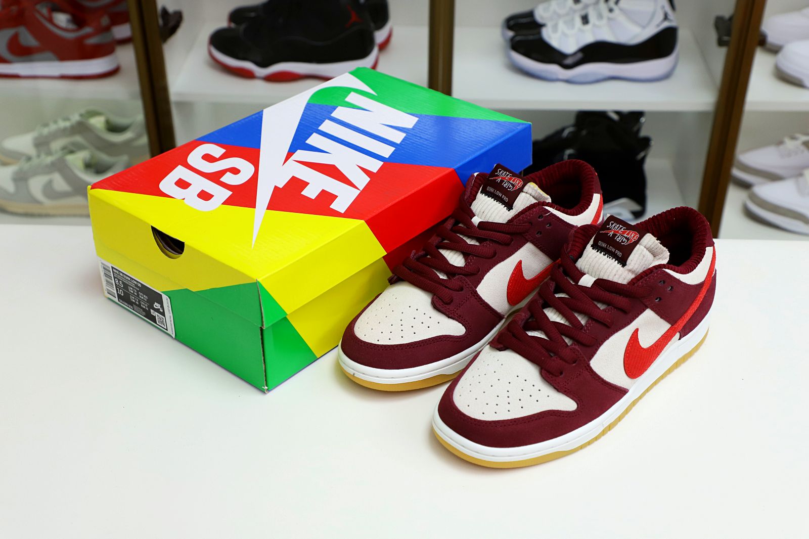 Nike Dunk SB Low Skate Like a Girl - finekick.vip
