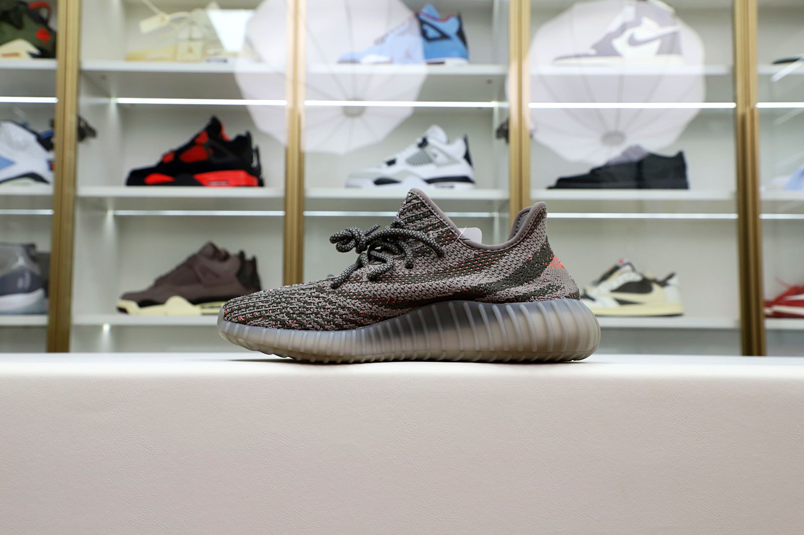 YEEZY BOOST 350 V2 'BELUGA' - finekick.vip