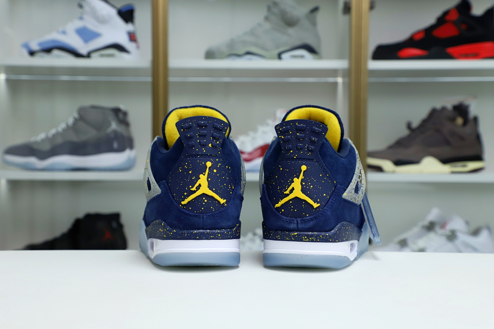 Air Jordan 4 - finekick.vip